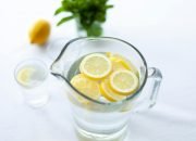 Air Lemon: Pendamping Sehat untuk Menurunkan Berat Badan?