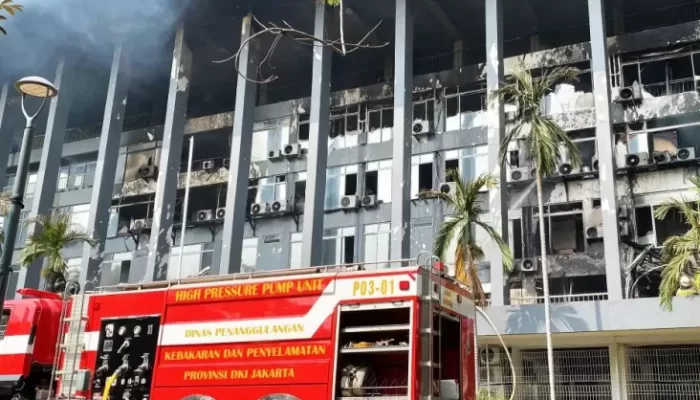 Gedung Bakamla Terbakar, 103 Personel Damkar Dikerahkan