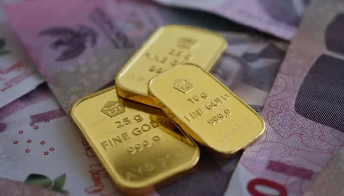 Harga Emas Antam Turun Drastis, Simak Update Terbarunya!