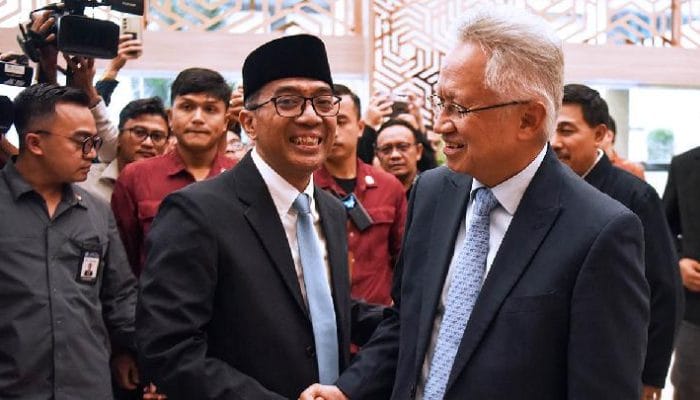 Efisiensi Anggaran 2025: Mendikti Brian Yulianto Tegaskan UKT Tak Naik