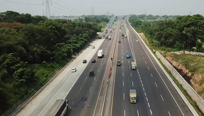 Lebaran 2025: Presiden Prabowo Pastikan Tiket Pesawat dan Tarif Tol Diskon