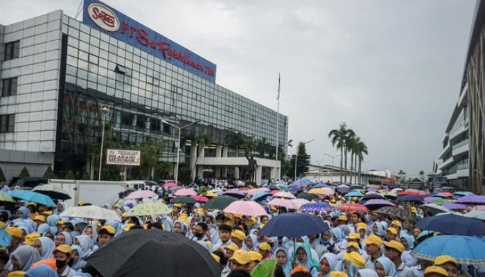 Sritex Tutup Awal Maret 2025, Ribuan Karyawan Alami PHK