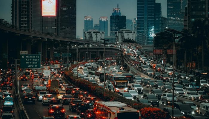 Arus Balik Libur Lebaran 2025: Lebih dari 200 Ribu Kendaraan Terpantau Kembali ke Jakarta