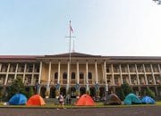 7 Hari Kemah di Balairung UGM, Ini 9 Desakan Mahasiswa