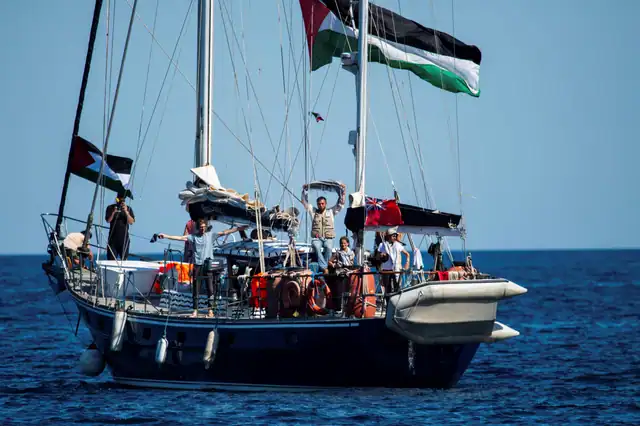 Kapal Bantuan Kemanusiaan Madleen Ditahan saat Menuju Gaza, Greta Thunberg dan Relawan Lainnya Ditahan Sebelum Dideportasi Israel