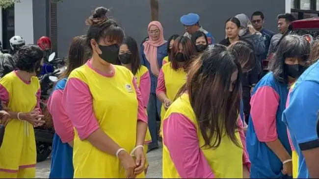 Polda Jabar Bongkar Sindikat Penjualan Bayi ke Singapura