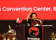 Megawati Serukan Kader PDIP Gotong Royong dan Jaga NKRI