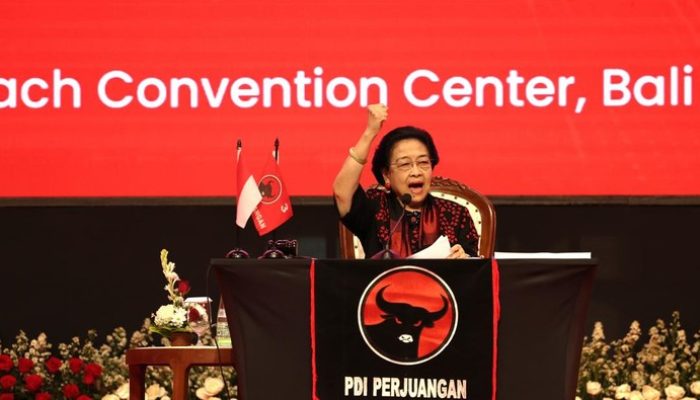 Megawati Serukan Kader PDIP Gotong Royong dan Jaga NKRI