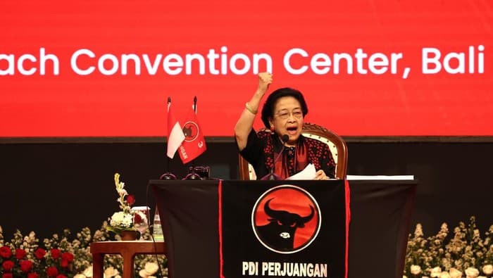 Megawati Serukan Kader PDIP Gotong Royong dan Jaga NKRI