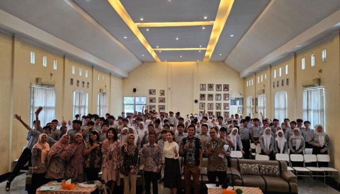 Universitas Prasetiya Mulya Luncurkan Beasiswa Bakti Prestasi
