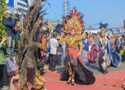 Pawai Budaya Meriahkan HUT ke-18 Kota Serang