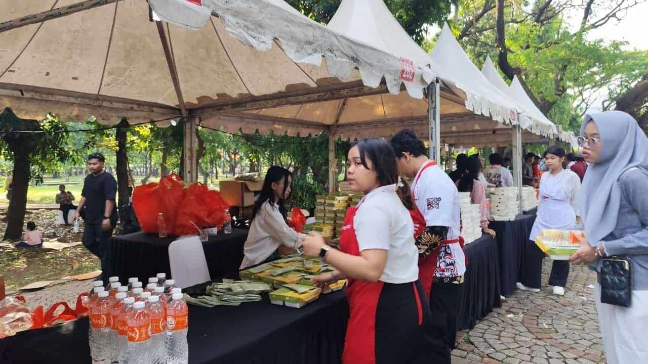 Meriahkan Kemerdekaan, UMKM Sediakan Makanan Bergizi untuk Pengunjung Monas
