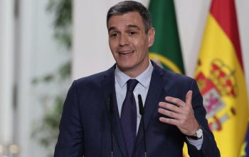 Pedro Sanchez Kerahkan Kapal Perang untuk Lindungi Global Sumud Flotilla