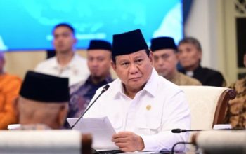 Presiden Prabowo Gelar Dialog Terbuka dengan Ormas, Buruh, dan Tokoh Lintas Agama di Istana Negara