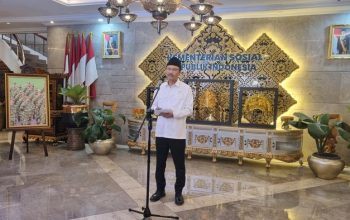 Pelantikan Ribuan Pegawai Kemensos Resmi Dilakukan oleh Gus Ipul