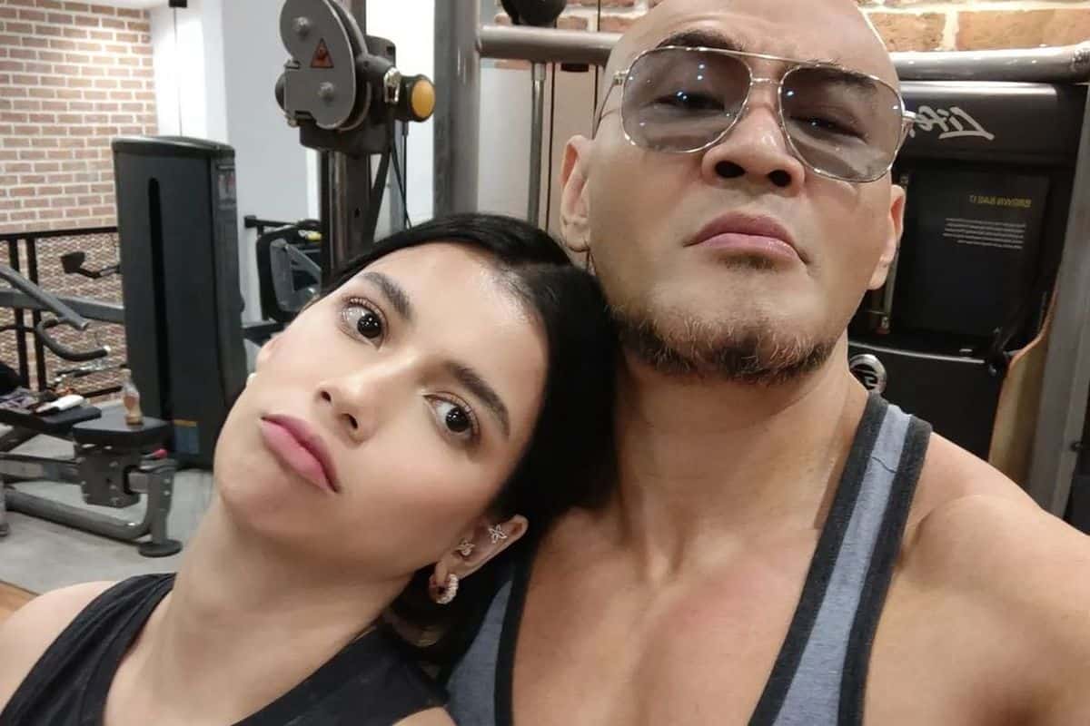 Sabrina Chairunnisa Klarifikasi Isu Retaknya Hubungan dengan Deddy Corbuzier