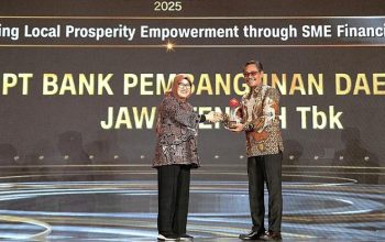 Bank Jateng Sabet Penghargaan di CNN Indonesia Awards 2025