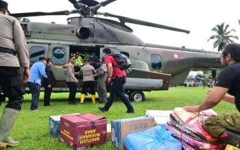 Pemerintah Kerahkan 11 Helikopter untuk Bantu Korban Banjir dan Longsor di Sumatera