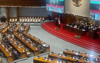 DPR Resmi Sahkan RKUHAP Jadi Undang-Undang pada Paripurna ke-8