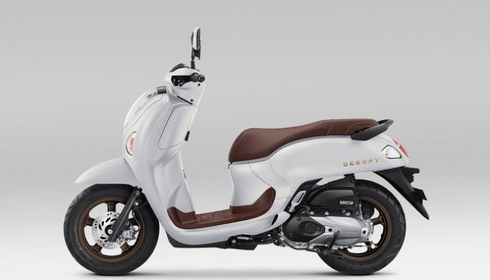 Honda Segarkan Scoopy dengan Warna Baru, Tampil Retro dan Makin Stylish