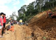 Longsor Tutup Akses Jalan One-one Aceh Tengah Usai Diguyur Hujan Lebat
